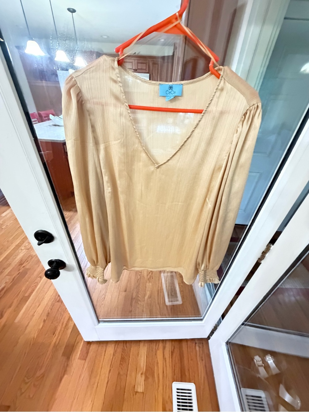 CeCe Champagne Plisse V-Neck Long-Sleeve Pleated Smocked Cuff Blouse Size Large